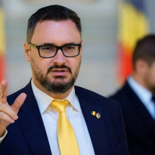 Asociatia MozaiQ LGBT depune plângere împotriva lui Dan Tanasa pentru declarații homofobe