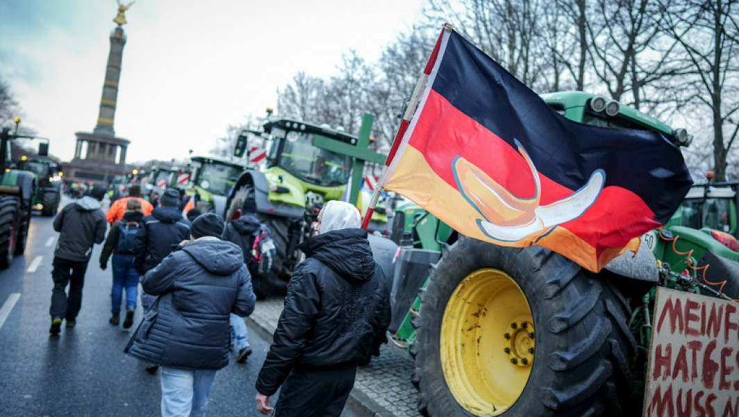 BBC: Extrema dreaptă și revoluția în Germania