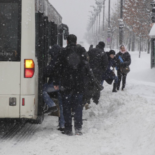 Blocări în București din cauza zăpezii