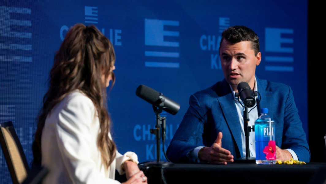 Charlie Kirk, împușcat în campusul Utah Valley în timpul turneului conservator