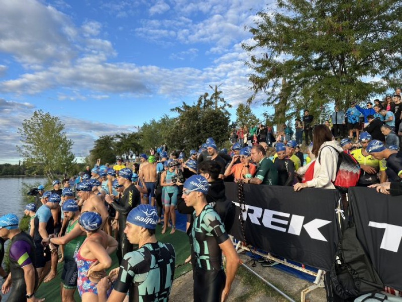 Sportivii au testat limitele la triatlonul de la Lacul Pantelimon