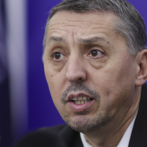 Ministerul educației ia în calcul creșterea plății cu ora pentru profesori