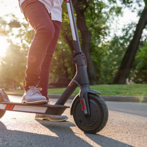 Buzău interzice trotinele electrice în zonele centrale și spațiile de recreere