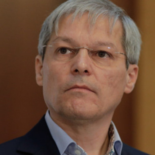 Cioloș: Ciolacu, pus în situația ridicolă de a deveni „paharnic" al lui Iohannis