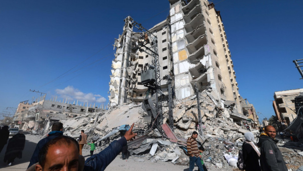 Armata Israeliană bombardează în mod repetat Fâșia Gaza înaintea Ramadanului, provocând numeroase victime
