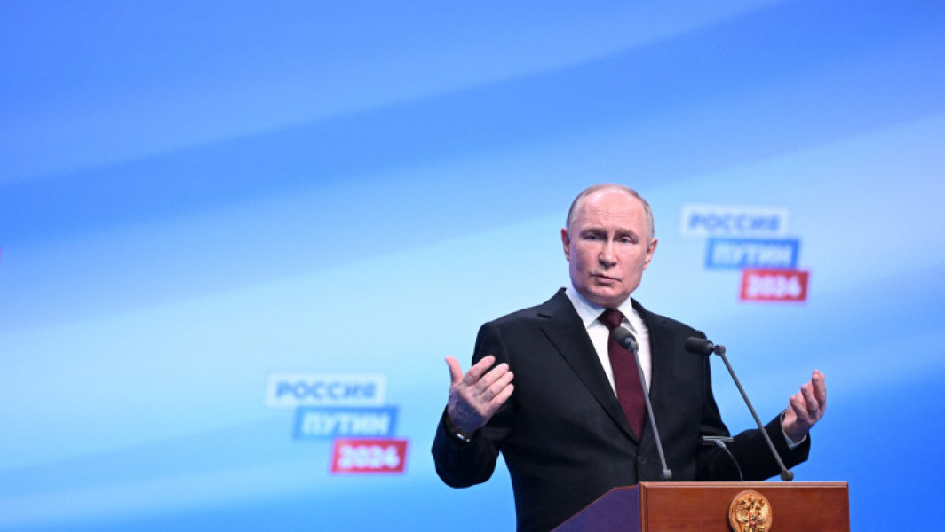 Vladimir Putin confirmă victoria în alegeri și cere consolidarea armatei în Rusia